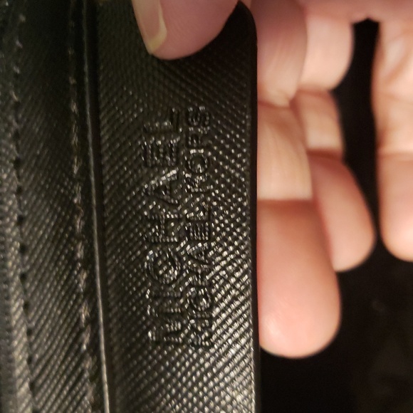 Michael Michael Kors Messenger/Crossbody Bag Selma 9x7.      (#73) - Picture 2 of 13